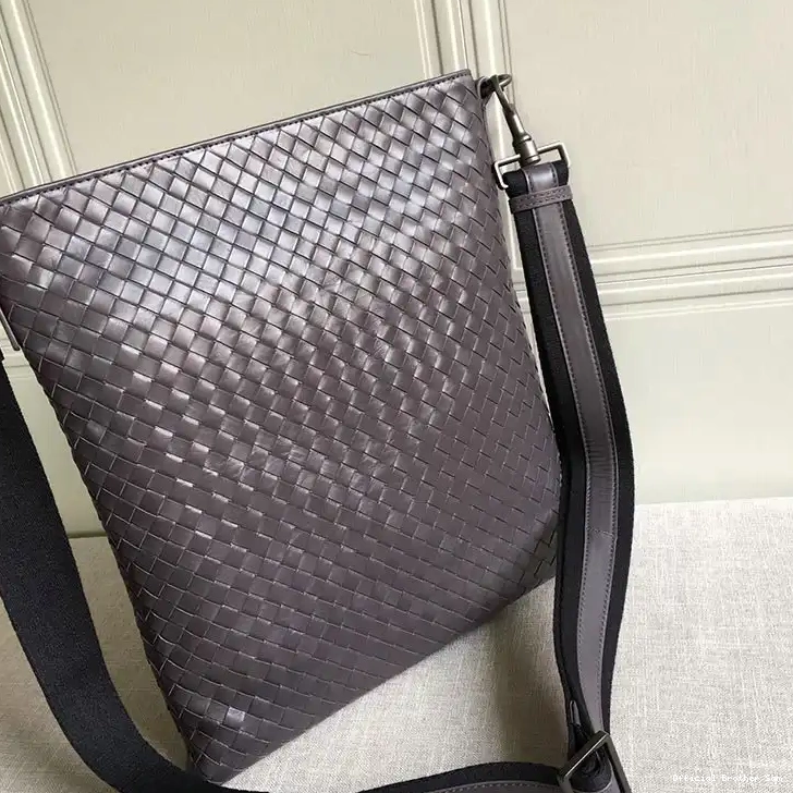 Official Brother Sam Veneta 2108SF0137 Bag Bottega 0621